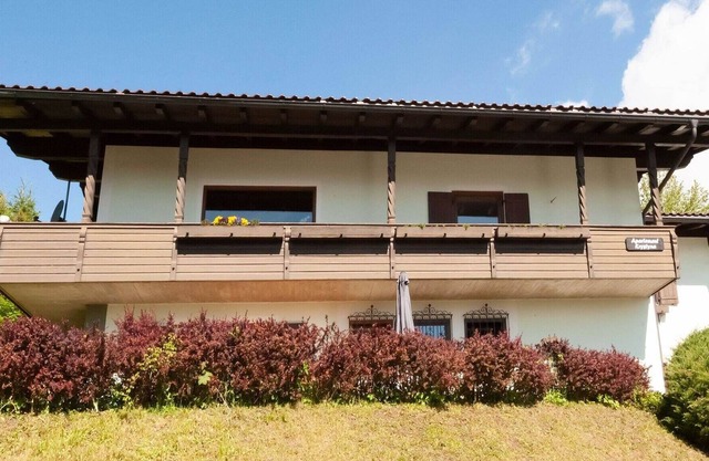 Apartamento de madera en St Johann in Tirol con terraza