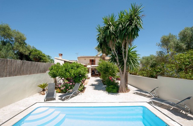 WOODHOUSE - Preciosa casa de pueblo, con piscina privada, porche con barbacoa y preciosa t