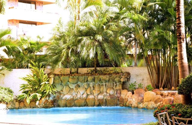 Yotau All Suites Hotel