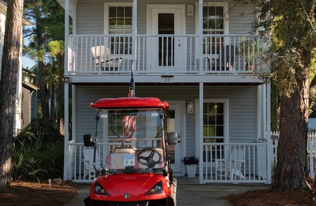 Your Beach Getaway~Golf Cart ~Pets welcomed