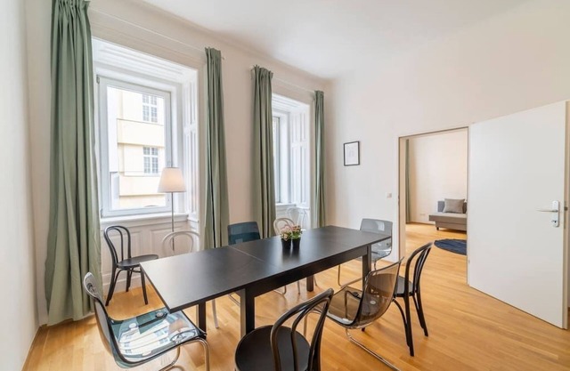 Your Cosy, Modern, Chic and Bright Accomodation