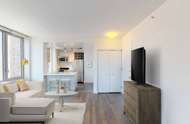 Your Dream Manhattan Lifestyle Awaits: Columbus Square 2BR Condo in the Heart of the City