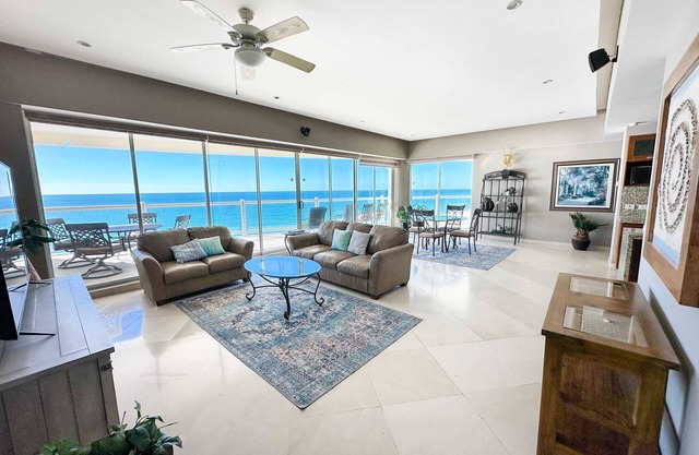 Your Vista into Tranquility Your 10th Floor Escape #1001