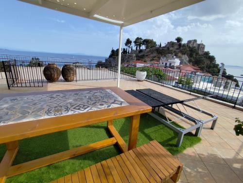 Zotos residence