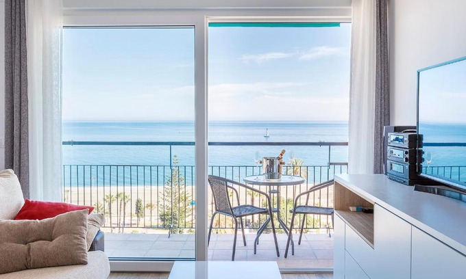 Torre del Mar Apartamento | ÁTICO CON VISTAS ESPECTACULARES AL MAR