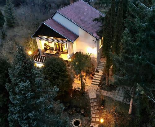 Nograd Casa | Égig Érő Fa Vendégház