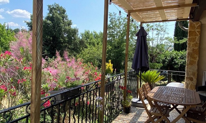 Mirabel-aux-Baronnies Casa | Été en Provence – maison 3 chambres pour famille entre vignes et cigales.