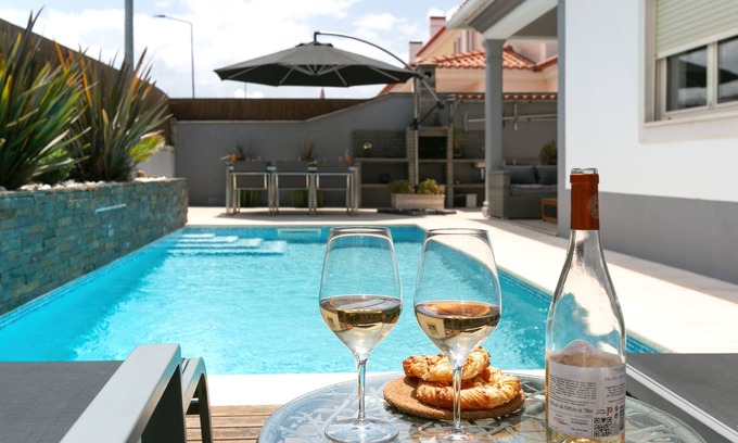 Obidos Apartamento | Óbidos Pool & Charm - Pet Friendly