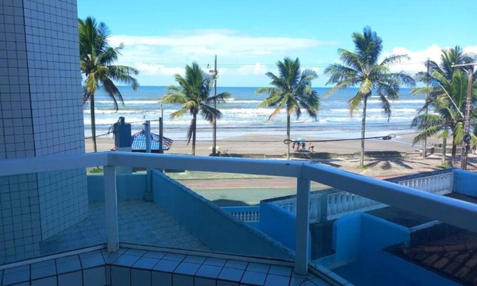 Balneario Martinez Apartamento | Ótimo Apartamento Frente ao Mar em Mongaguá