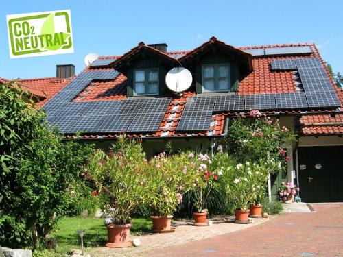 Neukirchen Apartamento | Öko-Ferienwohnung im Landhaus Hübner