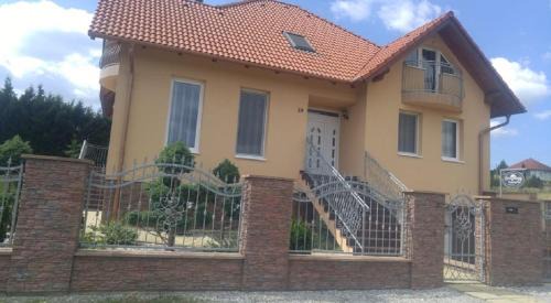 Egerszalok Apartamento | Öreghegy Vendégház