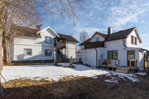 Marsta Apartamento | Östa 266