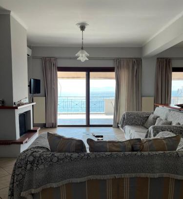 Menidion Casa | Όμορφο διαμέρισμα με εκπληκτική θέα