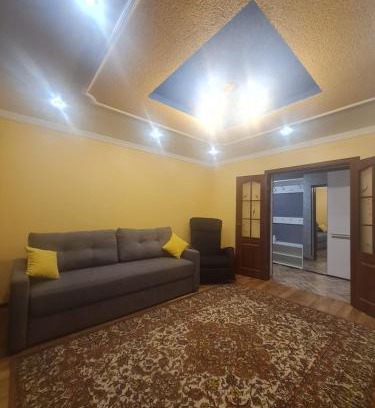 Lutsk Apartamento | Апартаменти в Центрі, неподалік ЦУМа