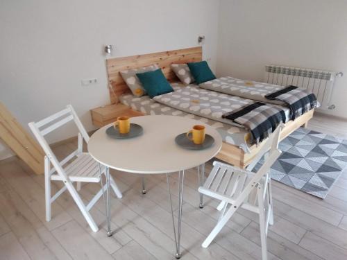 Skhidnytsya Apartamento | Апартаменти Декорум