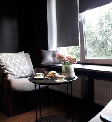 Uman Apartamento | Апартаменти поруч із Софіївським парком Dolce Vita , "У нас є світло завжди"