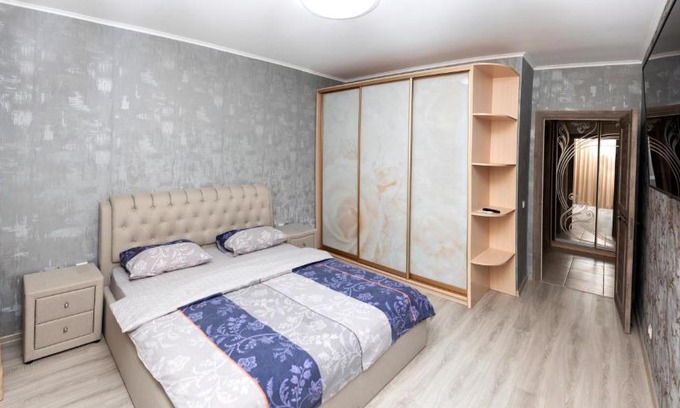 Dniprovs'kyi District Apartamento | Апартаменты возле выставочного центра метро Левобережная