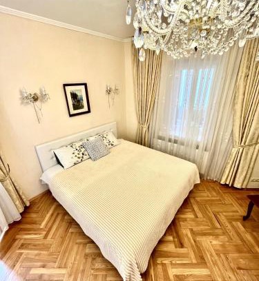 Verkhnie Misto Apartamento | Апартаменты в самом центре столицы.