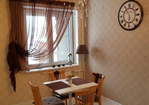 Petrozavodsk Apartamento | Апартаменты "Гранд" в центре города с видом на парк и реку
