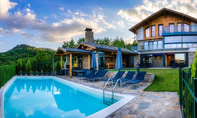 Vranyantsi Casa | Вила Рустик / Villa Rustic
