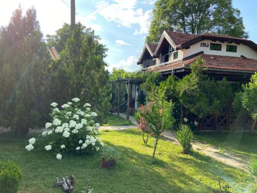 Apriltsi Casa | Вилно селище Паздерите