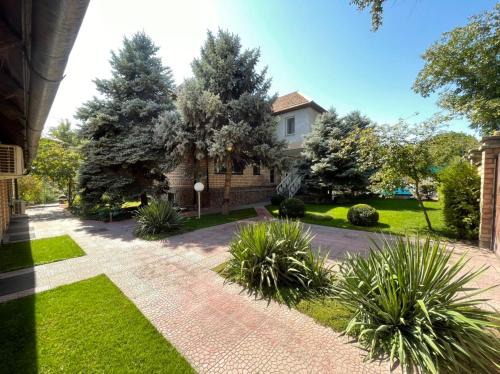 Bishkek Casa | Гостевой дом Шумкар Азия Guest House Shumkar Asia