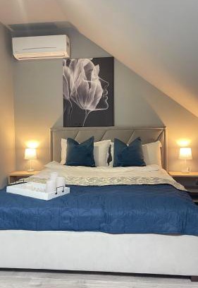 Chernovtsy Apartamento | Дворівневий апартамент N8