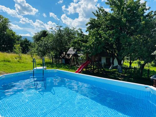 Solochyn Casa | Еко Дім з СОЛОМИ