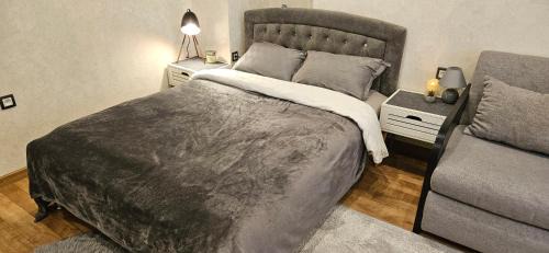 Krivoy Rog Apartamento | Затишні апартаменти зі сховищем на Святогеоргієвській 15