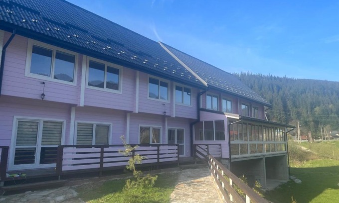 Mykulychyn Casa | Кольорове життя