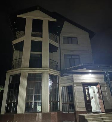 Bostandyk District Casa | Коттедж 400квм
