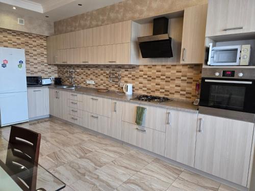 Chisinau Apartamento | красивая квартира на берегу озера.