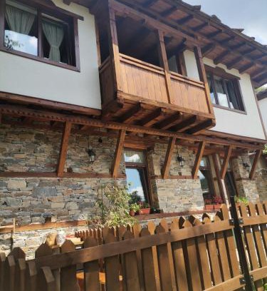 Leshten Casa | Къщата на музиканта