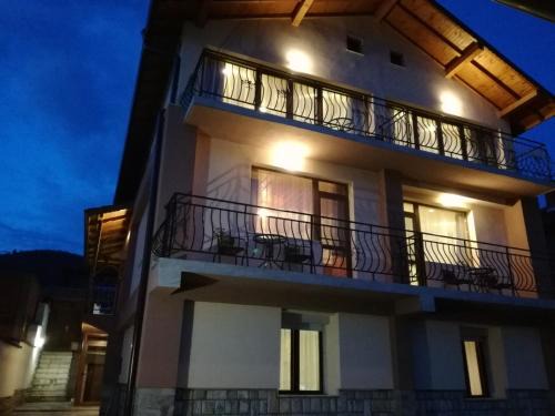 Sarnitsa Casa | Къща Генчеви