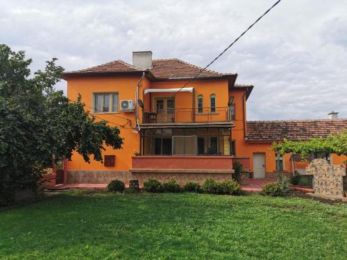 Oryahovo Villa | Къща за гости и приятели Селановска среща