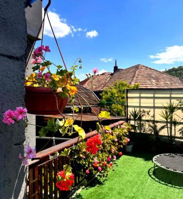 Veliko Tarnovo Casa | Къща за гости Трапезица с безплатен паркинг двор и веранди