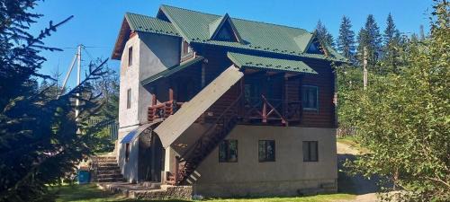 Vorokhta Apartamento | На Кружалі
