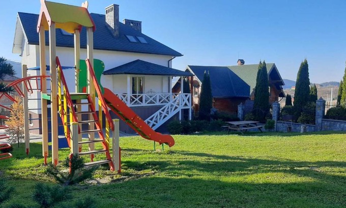 Skhidnytsya Cabina | Оселя Східниця