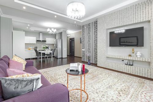 Nur-Sultan Apartamento | Отличный вариант для больших групп! Очень красивый вид на город!