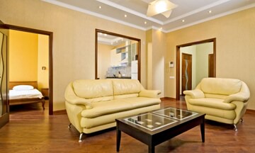 Shevchenkivs'kyi District Apartamento | Просторная квартира на Саксаганского 121
