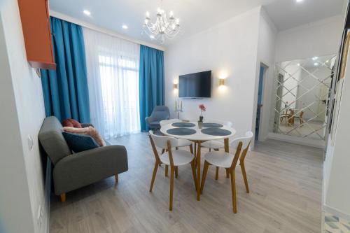 Mykolaiv Apartamento | Просторный ЛЮКС с 2-мя спальнями в Центре,Спасская 50