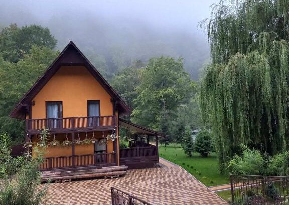 Transcarpathia Casa | Садиба Срібний Вовк