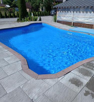 Mykulychyn Casa | Садиба Янчар Апартаменти з Басейном