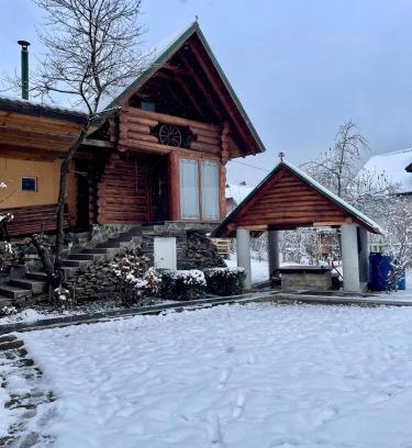 Mizhhirya Casa | Садиба BETWEEN MOUNTAINS