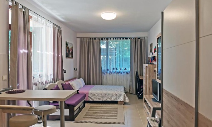 Primorsko Apartamento | Светлая новая студия в Приморско