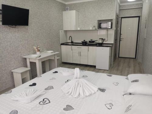 Kaztsik Apartamento | светлая студия 2-65 в ЖК Теремки-2