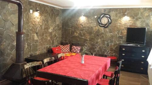 Veliki Preslav Casa | Сланевата къща