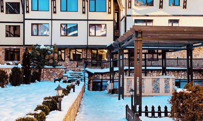Shiligarnika Condominio | Студио 11 с басейн, СПА до Ски Лифтаnn