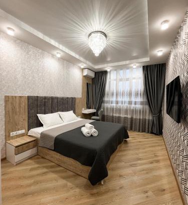 Sukhinovka Apartamento | Сімейні апартаменти класу Люкс у Центрі - Мережа HELEN