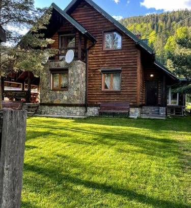 Tatariv Casa | Хуторянка